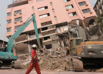 Myanmar quake death toll passes 3,300