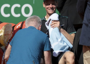 Sinner doping woes blamed on ex-physio