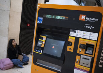 Spain sets up commission to probe blackout: PM
