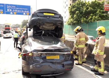 Three traffic accidents disrupt early morning commute
