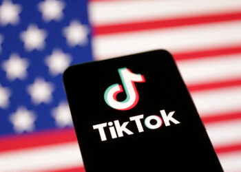 Trump extend TikTok deadline to find buyer