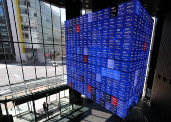 Trump tariff worries hammer Asian stocks