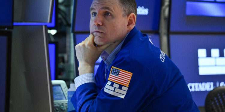 US stocks rally as Trump tempers auto tariffs