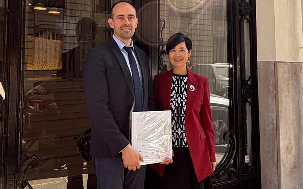 Winnie Ho tours eco-districts in Paris