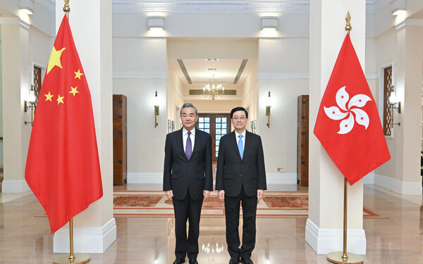 CE meets central govt official