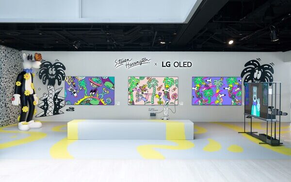 LG OLED X STEVEN HARRINGTON AT FRIEZE NEW YORK: WHERE VIBRANT POP ART MEETS THE TRANSPARENT OLED TV