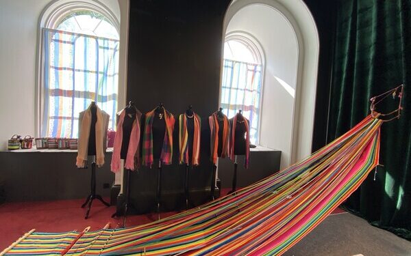 Ping An’s Mother’s Needlework Public Welfare Program Showcased at London Craft Week