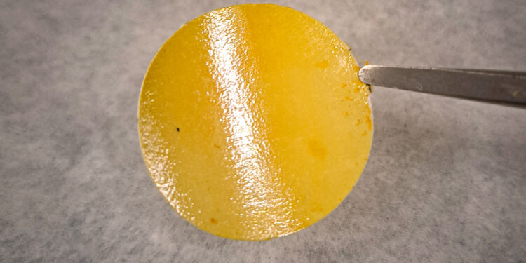 A new approach could fractionate crude oil using much less energy