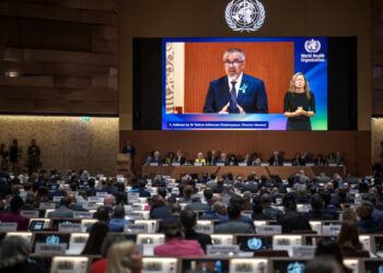 Applause as WHO adopts pandemic deal