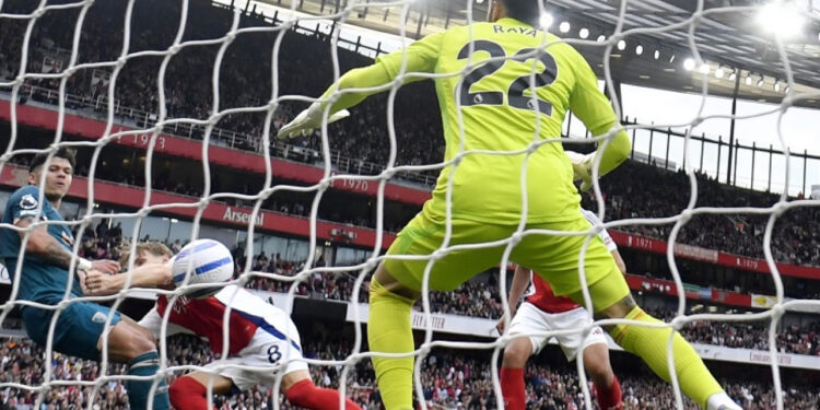 Arsenal rocked by Bournemouth, Villa push for top-five