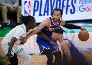 Brunson sparks Knicks in comeback win over Celtics