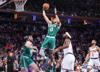 Celtics come back to life against Knicks