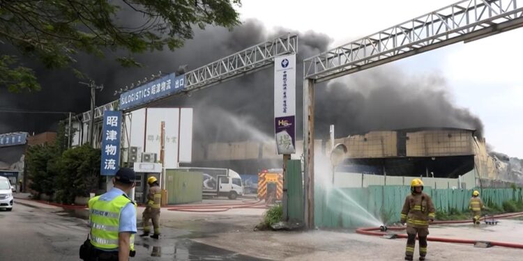 Firefighters try to contain Tin Shui Wai blaze