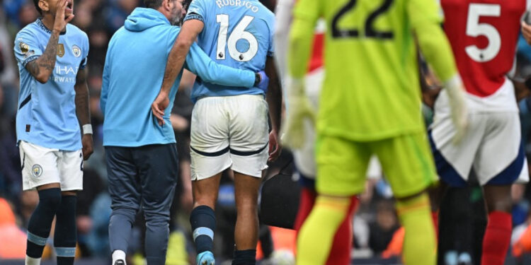Guardiola pleased to see Rodri back in training