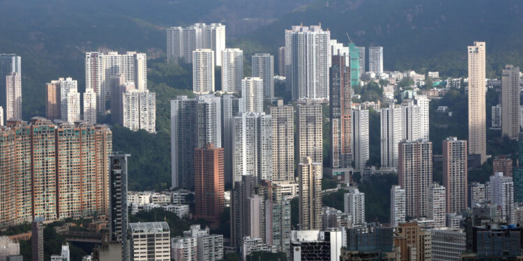 Hong Kong Home Prices Rebound Slightly After Four-Month Decline