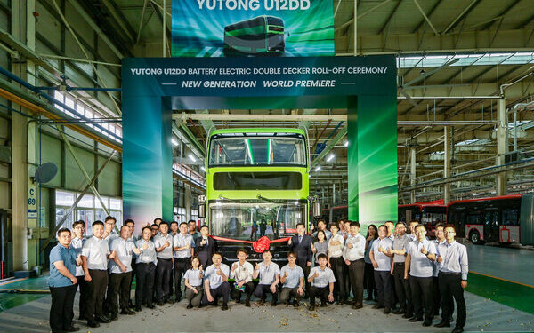 Yutong’s New Generation U12DD Battery Electric Double Decker Launches in Zhengzhou