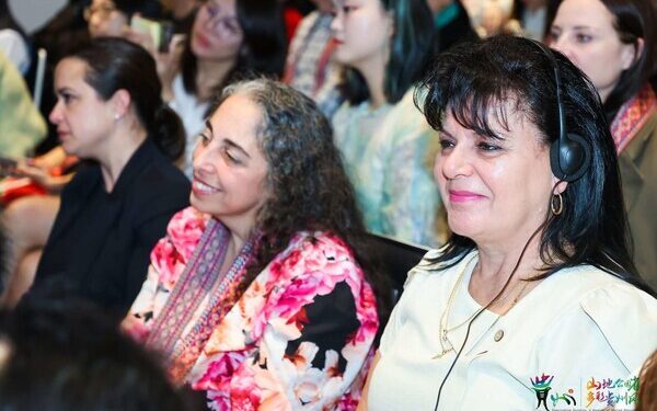 CCTV+: “Shared Visions Transcend Boundaries” – Guizhou Culture and Tourism Showcase Held in Australia