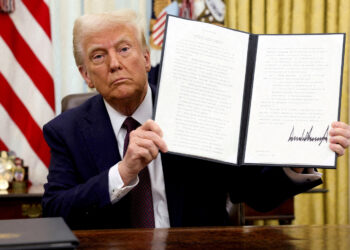 Investors in $TRUMP meme coin feted