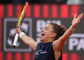 Jasmine Paolini beats Coco Gauff to win Italian Open