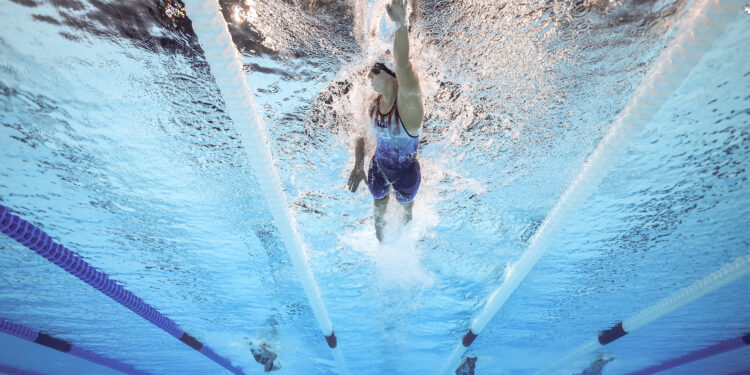 Ledecky outduels McIntosh in sizzing 400m free