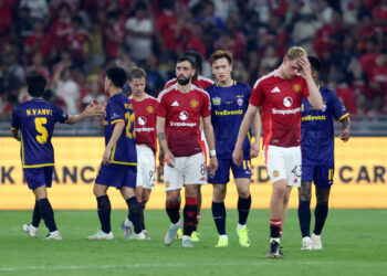 Man United booed off after friendly loss in Malaysia