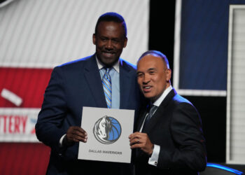 Mavericks win NBA draft lottery in stunner