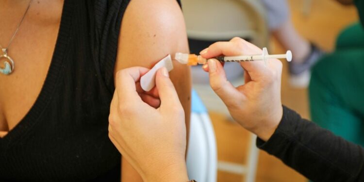 Particles carrying multiple vaccine doses could reduce the need for follow-up shots