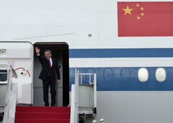 Premier Li arrives in Indonesia for official visit