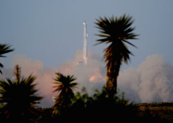 SpaceX launches Starship on ninth attempt