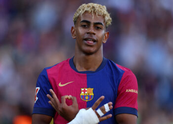 Teenage Barca star Yamal signs new contract to 2031