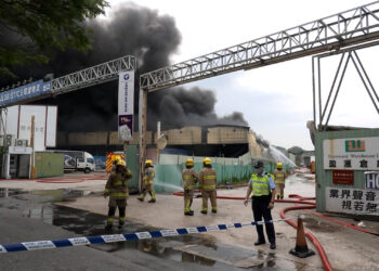 Tin Shui Wai warehouse hit by No 3 alarm fire