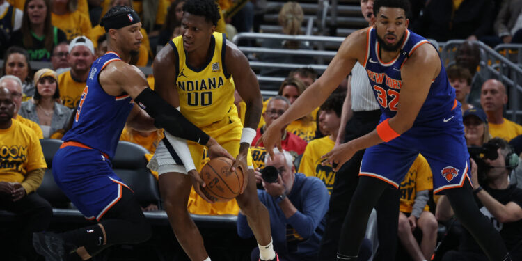 Towns leads Knicks to comeback win at Indiana