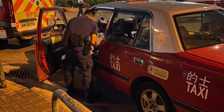 Two men held after police find cocaine in taxi