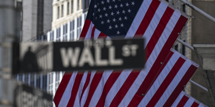 US stocks rise after Trump announces UK trade deal