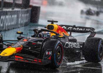 Verstappen takes pole for Miami Grand Prix