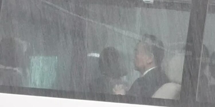 Wang Yi in HK ahead of mediation centre ceremony
