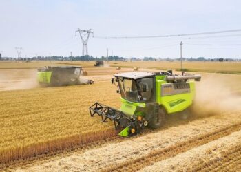 Zoomlion Advances Intelligent Agricultural Machinery and Upgrades Service Support to Safeguard Summer Grain Harvest