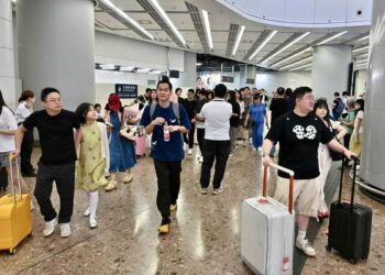 Tuen Ng visitors hit 460k