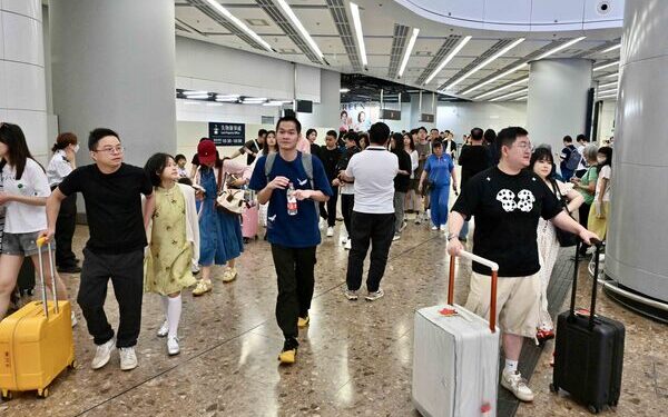 Tuen Ng visitors hit 460k