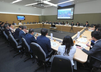 Innovation committee meets