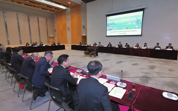 CS chairs HR meeting