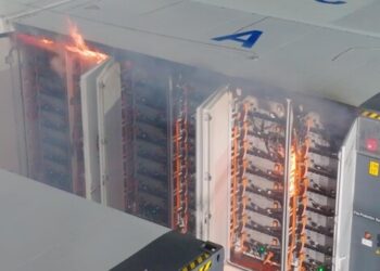 Hithium completes the World’s First All Open-Door Large-Scale Fire Test