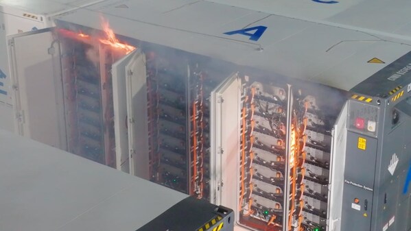 Hithium completes the World’s First All Open-Door Large-Scale Fire Test