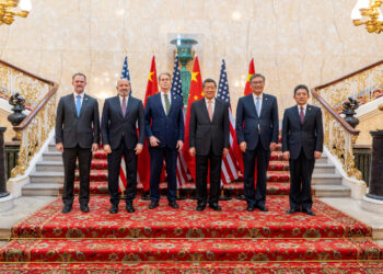 China-US trade talks to stretch into second day