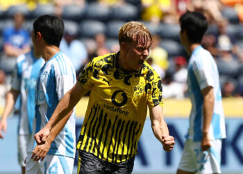 Dortmund scrape into Club World Cup knockout stage