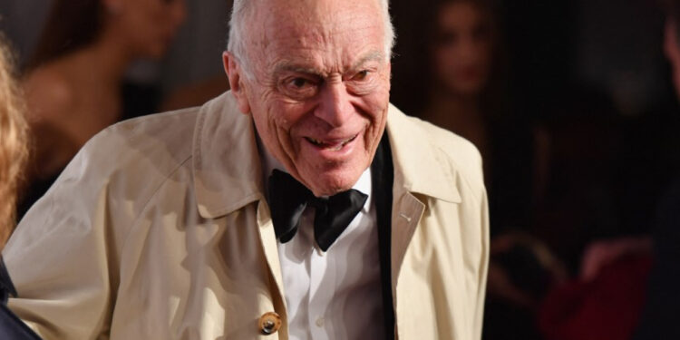 Estee Lauder Chairman Emeritus dies at 92
