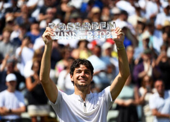 Fritz downs Zverev to secure first title of year