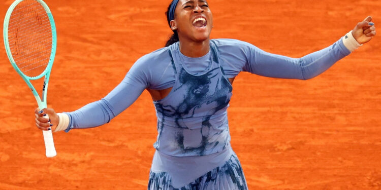 Gauff, Boisson win through at French Open