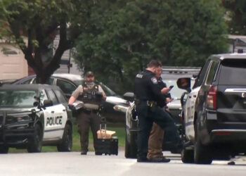 Gunman shoots dead Minnesota lawmaker, husband