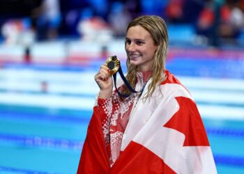 McIntosh breaks world record in 200m individual medley